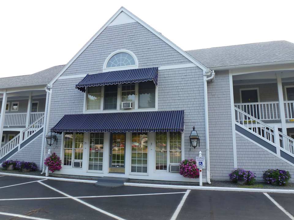 Von der Straße aus Hotel North Conway Mountain Inn