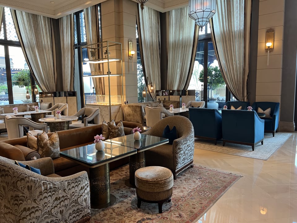 Lobby Jumeirah Mina Al Salam