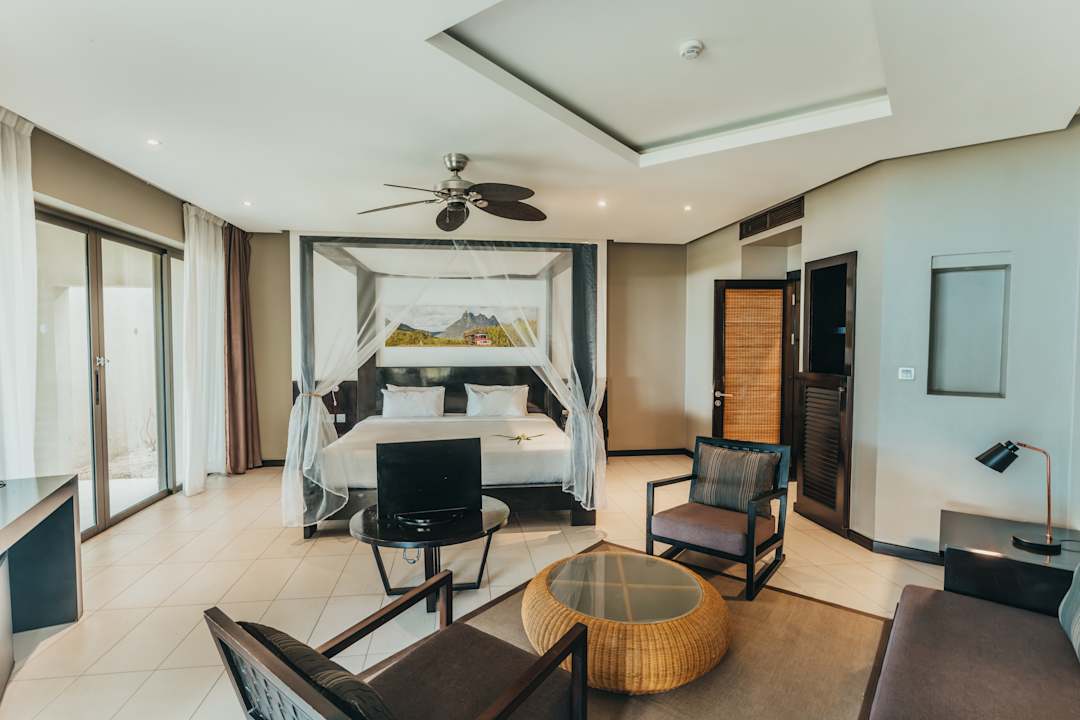 Zimmer Crystals Beach Resort Belle Mare, a member of Radisson Individuals