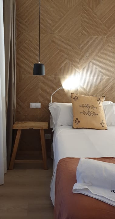 Zimmer ICON Valparaiso - Adults Only