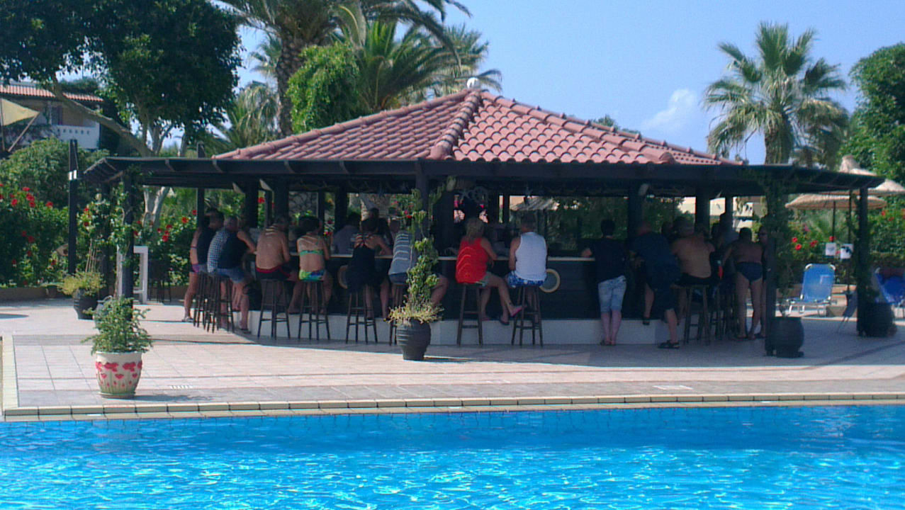 Pool Anissa Beach & Village