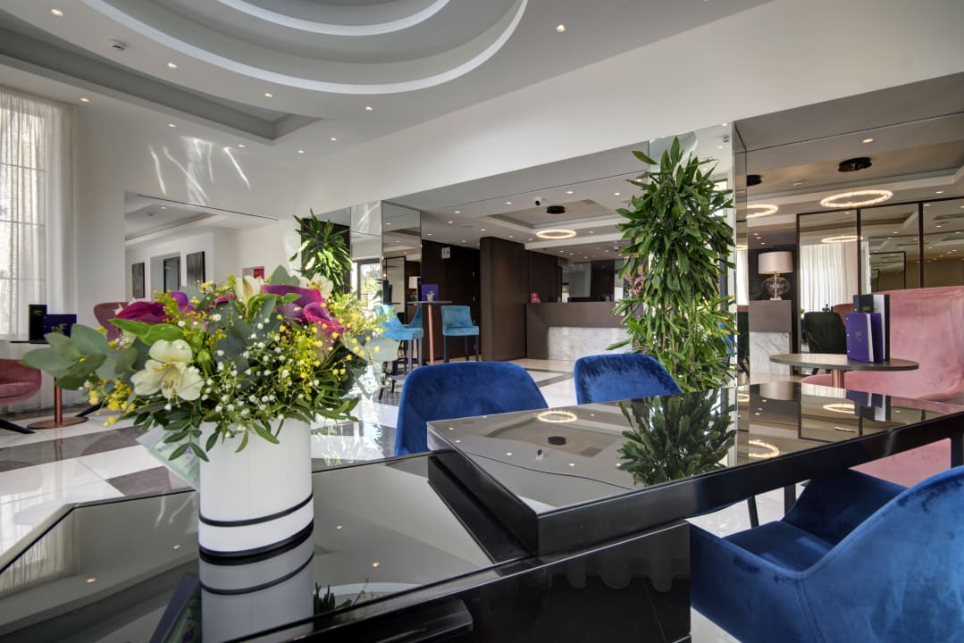 Lobby Urban Valley Resort & Spa