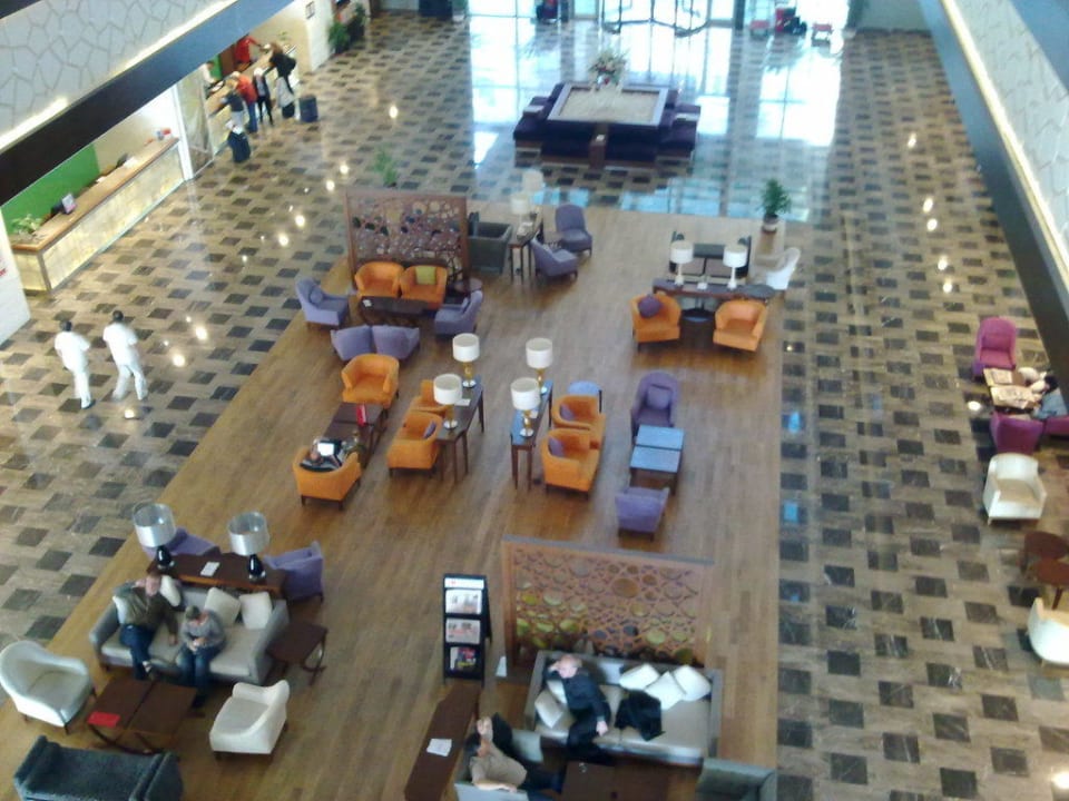Sitzbereich Lobby Ramada Plaza by Wyndham Antalya