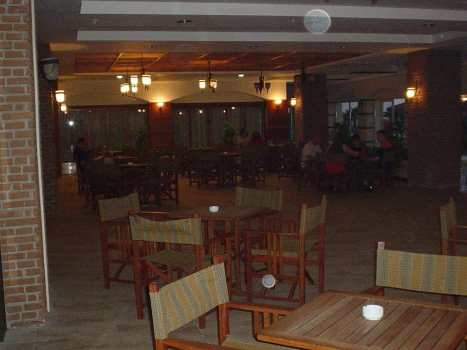 Bar vor dem Restaurant Hotel Süral Resort
