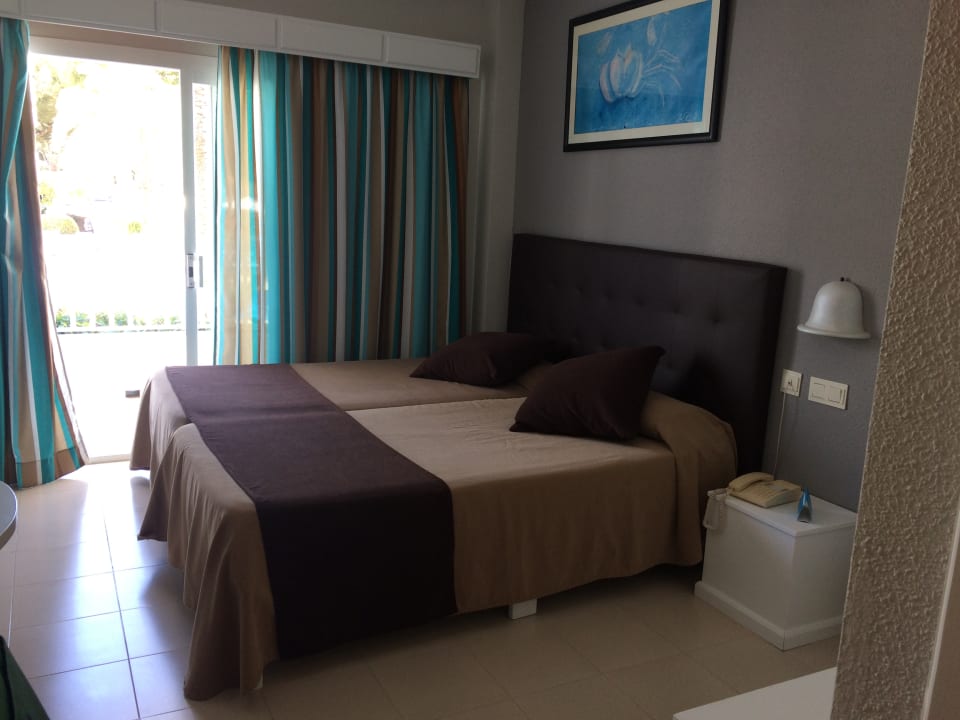 Zimmer Green Garden Aparthotel