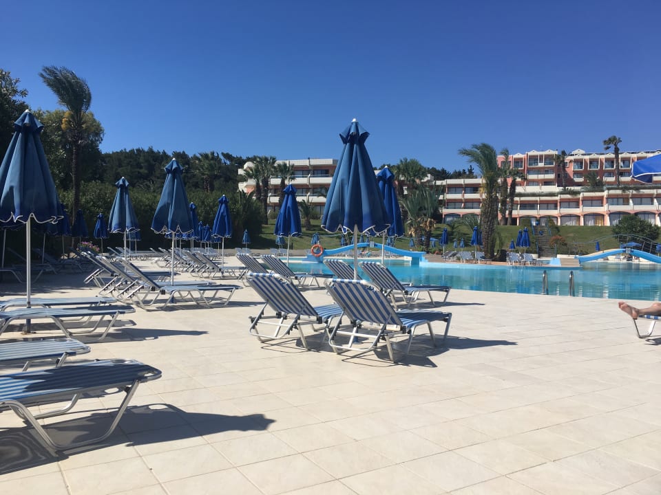 Pool Kresten Palace Hotel