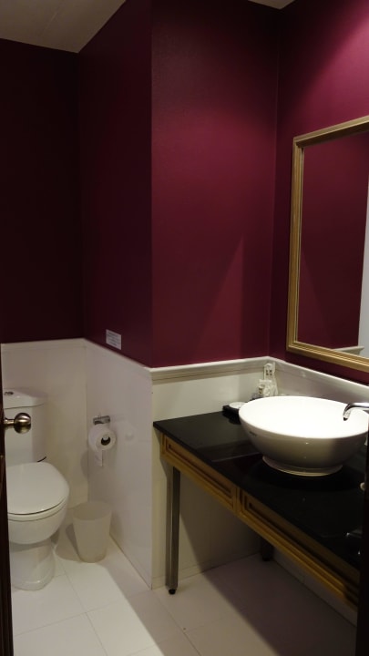 Bad Hotel Navalai River Resort