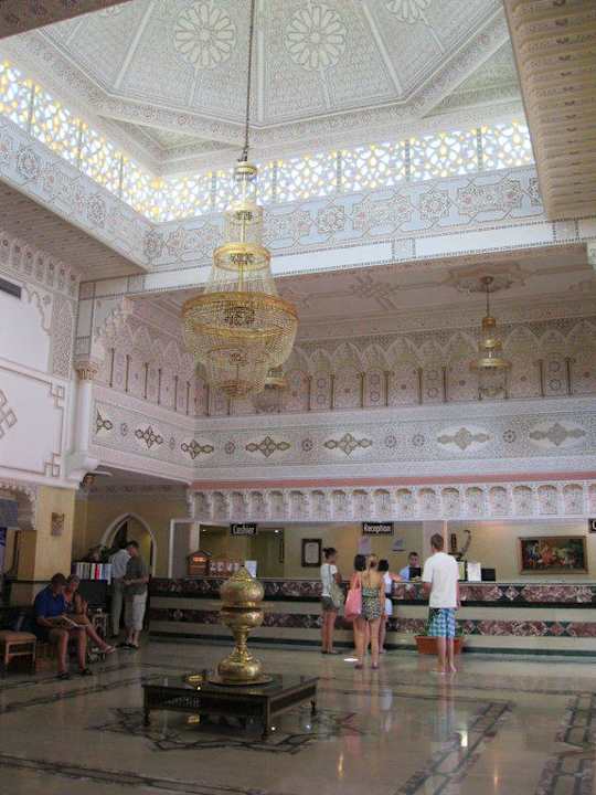 Холл перед рецепшен Pickalbatros Alf Leila Wa Leila Resort - Neverland Hurghada