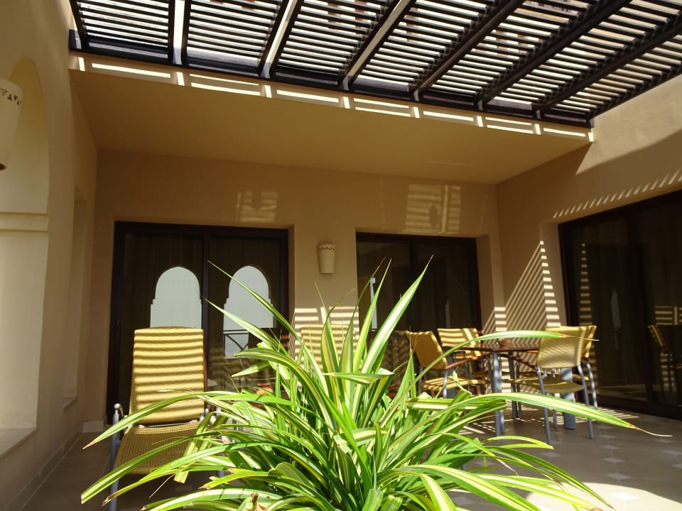 Zimmer Miramar Al Aqah Beach Resort