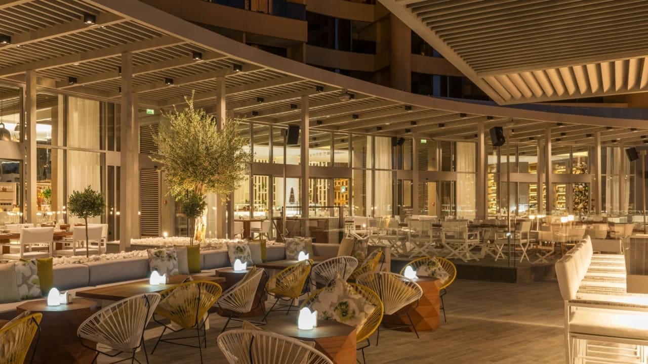 Brasserie 2.0 Bar und Terrasse Le Royal Méridien Beach Resort & Spa Dubai