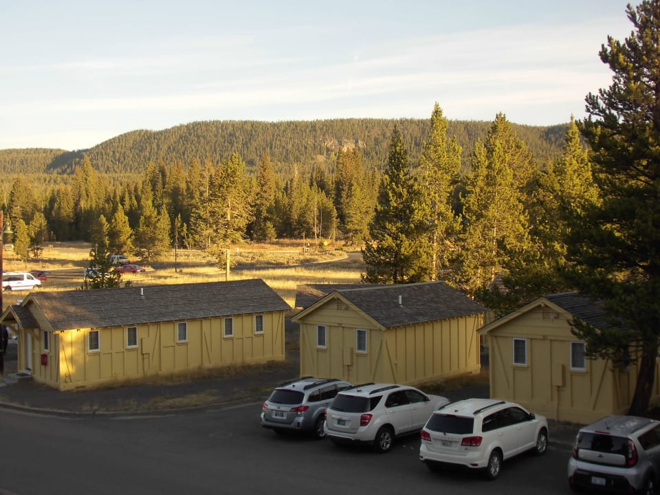 Cabins Hotel Lake Yellowstone