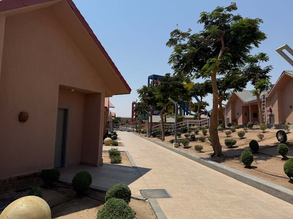 Außenansicht Pickalbatros Jungle Aqua Park Resort - Neverland Hurghada