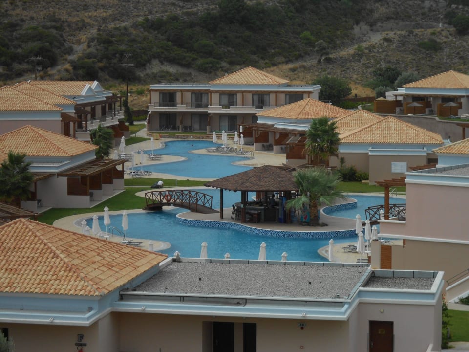 Blick in den Ü18 Bereich La Marquise Luxury Resort Complex