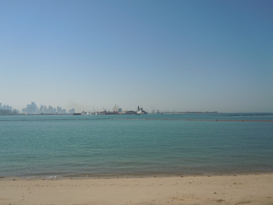 Ausblick am Strand Sharq Village & Spa, a Ritz-Carlton Hotel