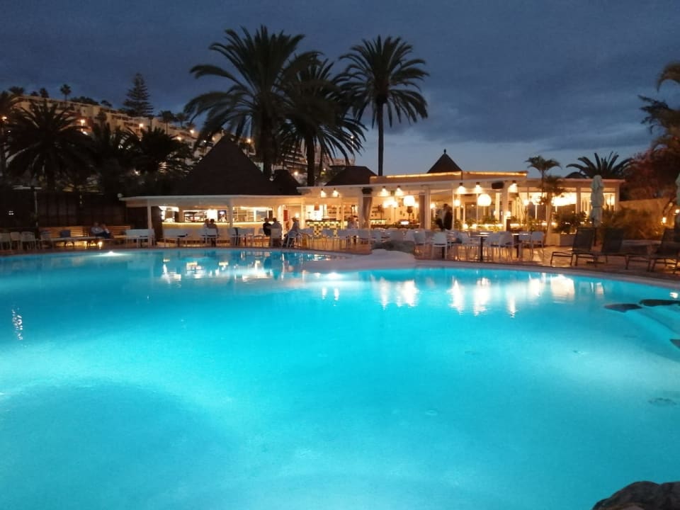 Pool Corallium Beach by Lopesan Hotels - Adults only
