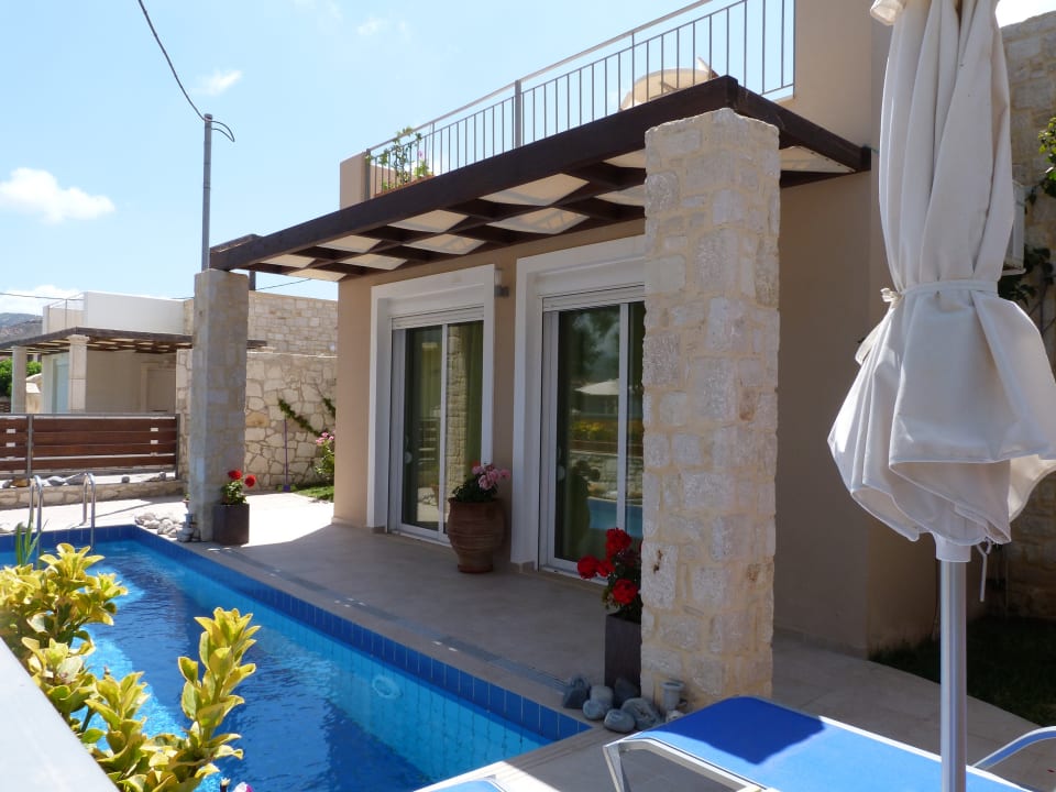 Pool Azure Beach Villas