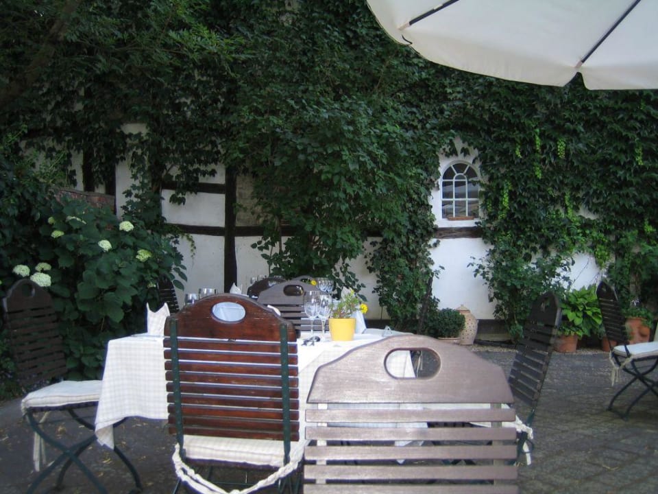 Restaurant im Sommer Romantik Hotel Am Brühl