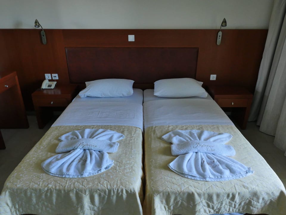 Hotel Jupiter Karras Grande Resort