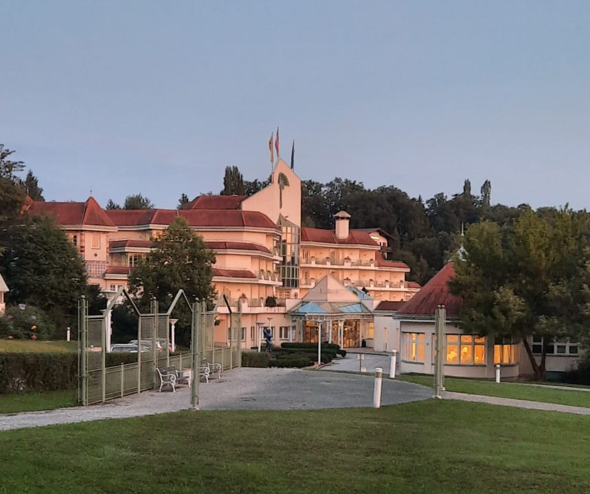 Außenansicht Reduce Hotel Thermal Bad Tatzmannsdorf