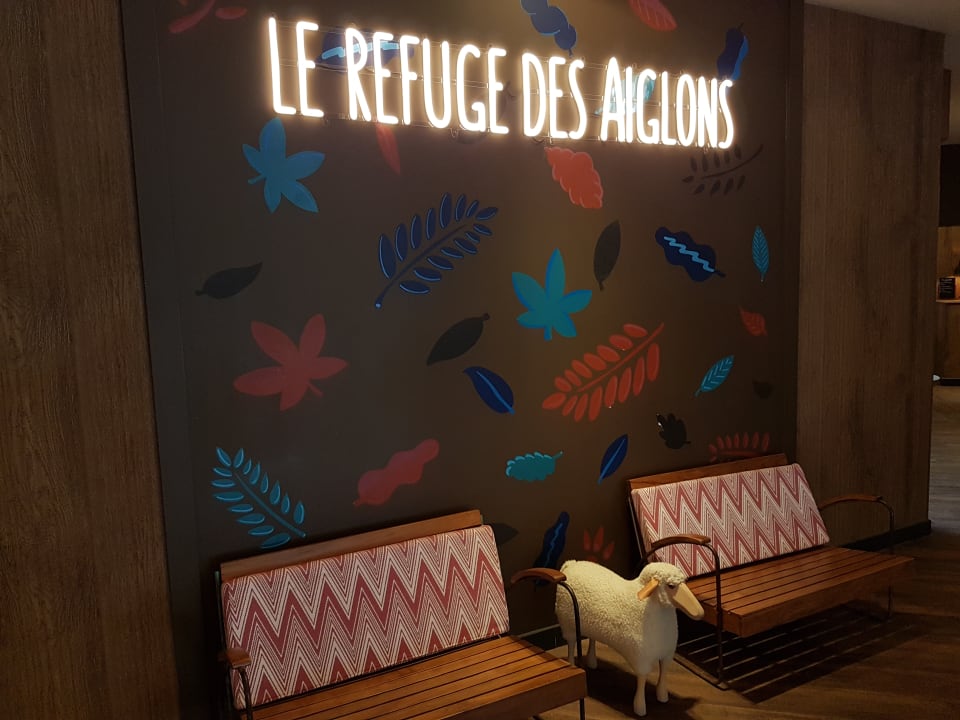 Lobby Hotel Les Aiglons