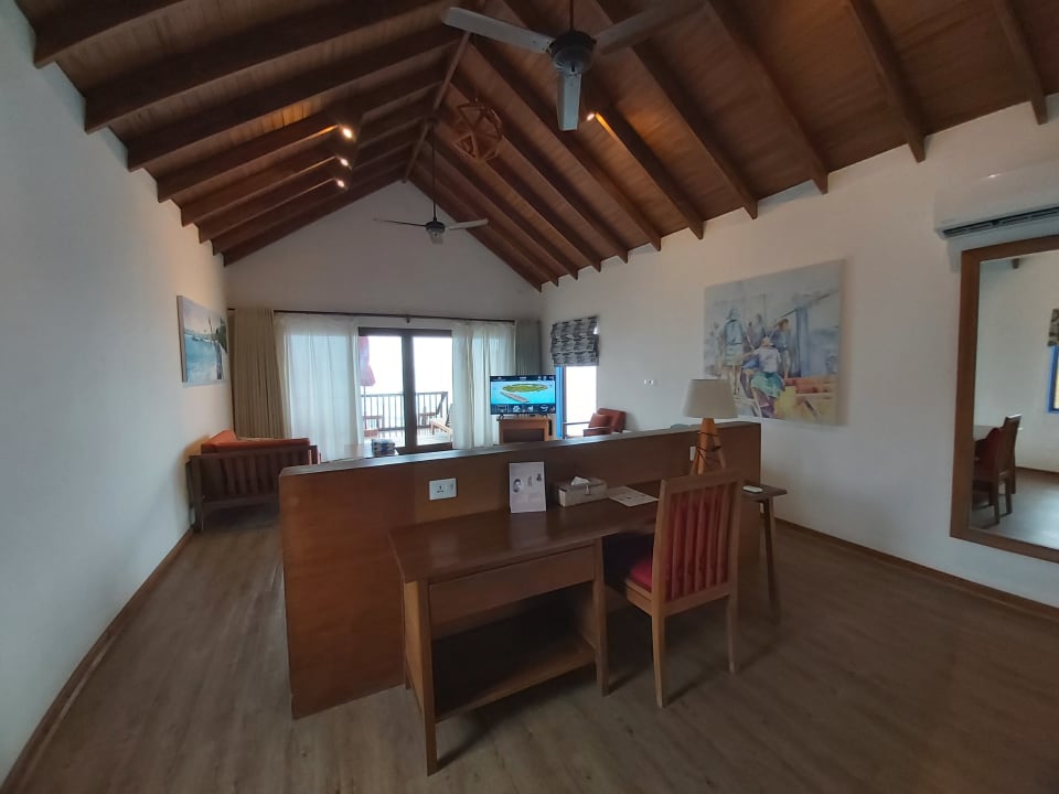 Zimmer Reethi Faru Resort