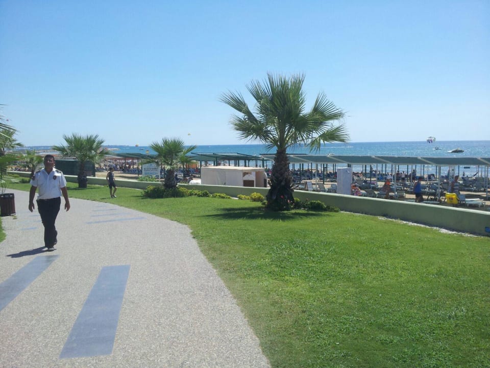 Strand Side West Park Hotel