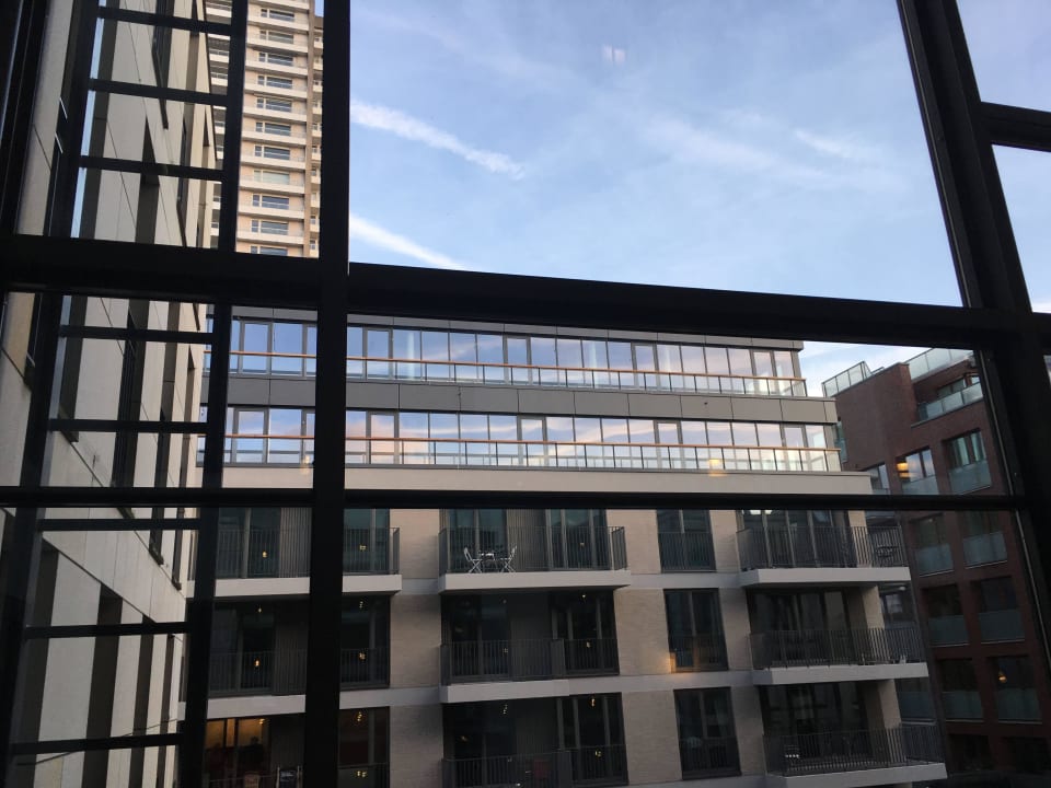 Nachbargebäude Clipper Boardinghouse Hamburg-Holzhafen