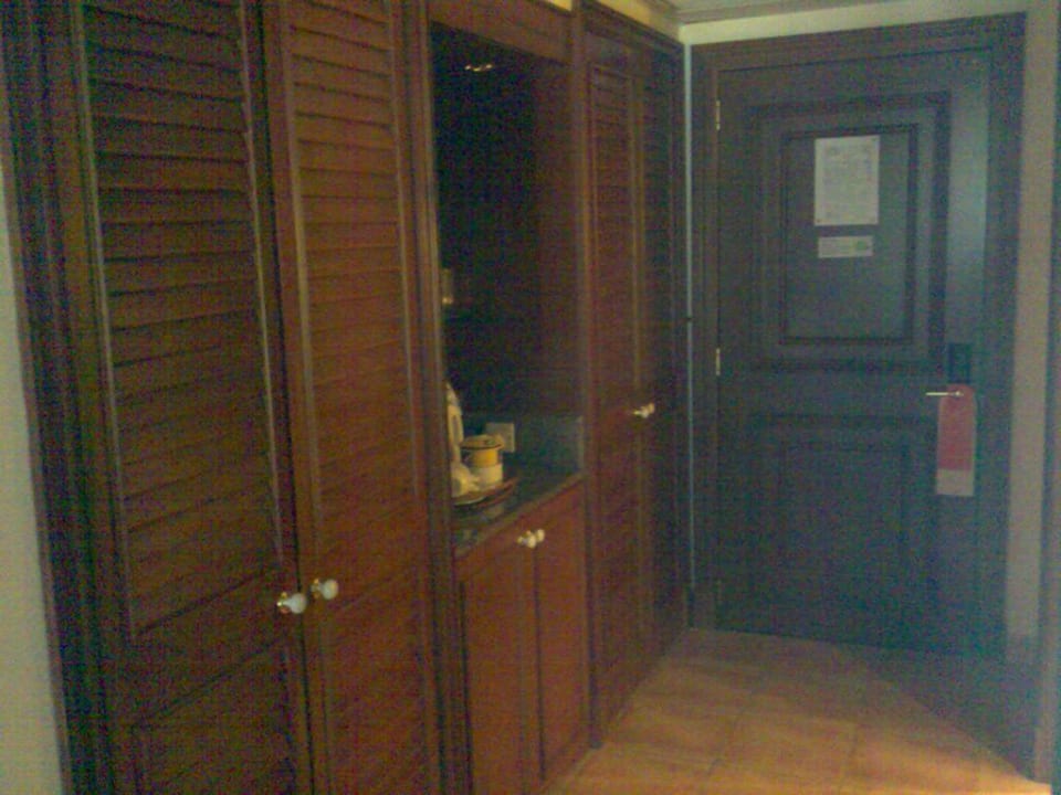 Eingangbereich des Zimmers Hilton Malta