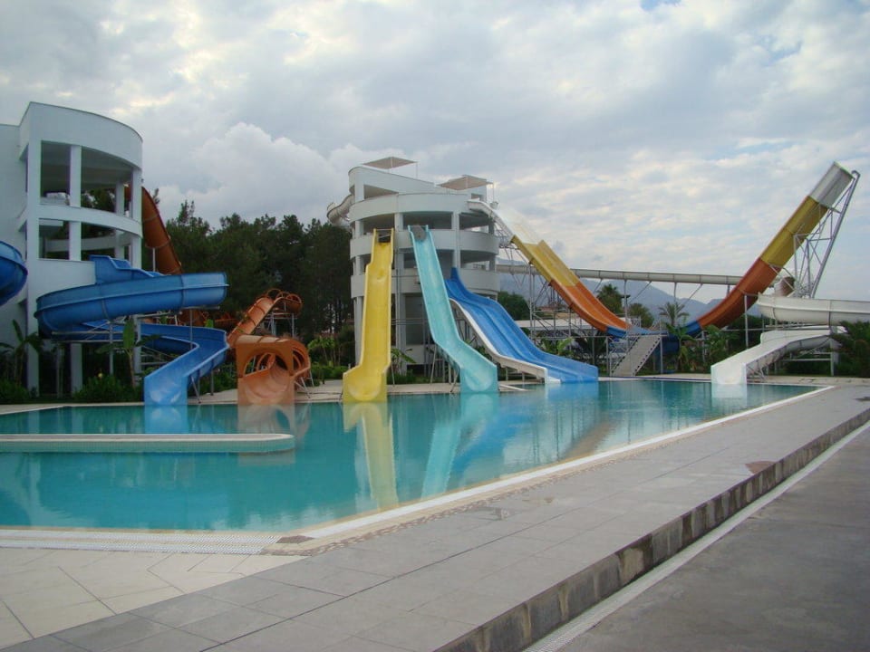 Zjeżdżalnie Rixos Sungate