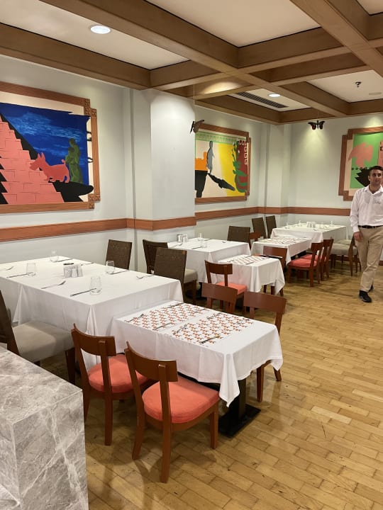 Gastro Xanadu Resort Hotel