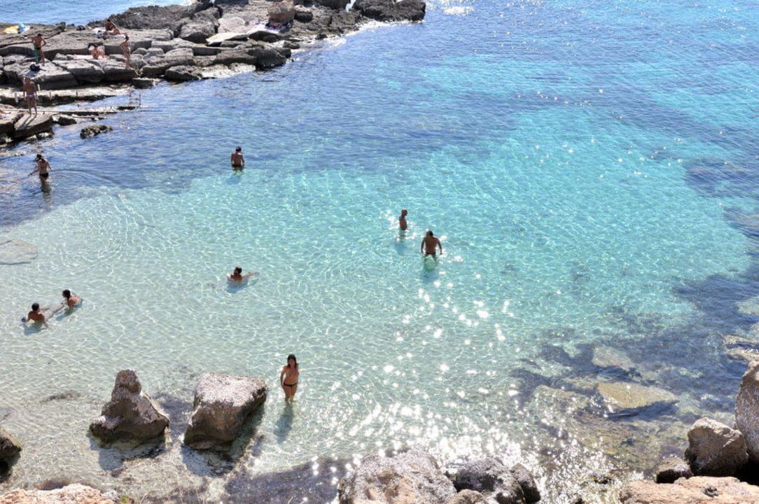 Kleine Bucht zum Baden nähe Hotel Hotel Riu Palace La Mola