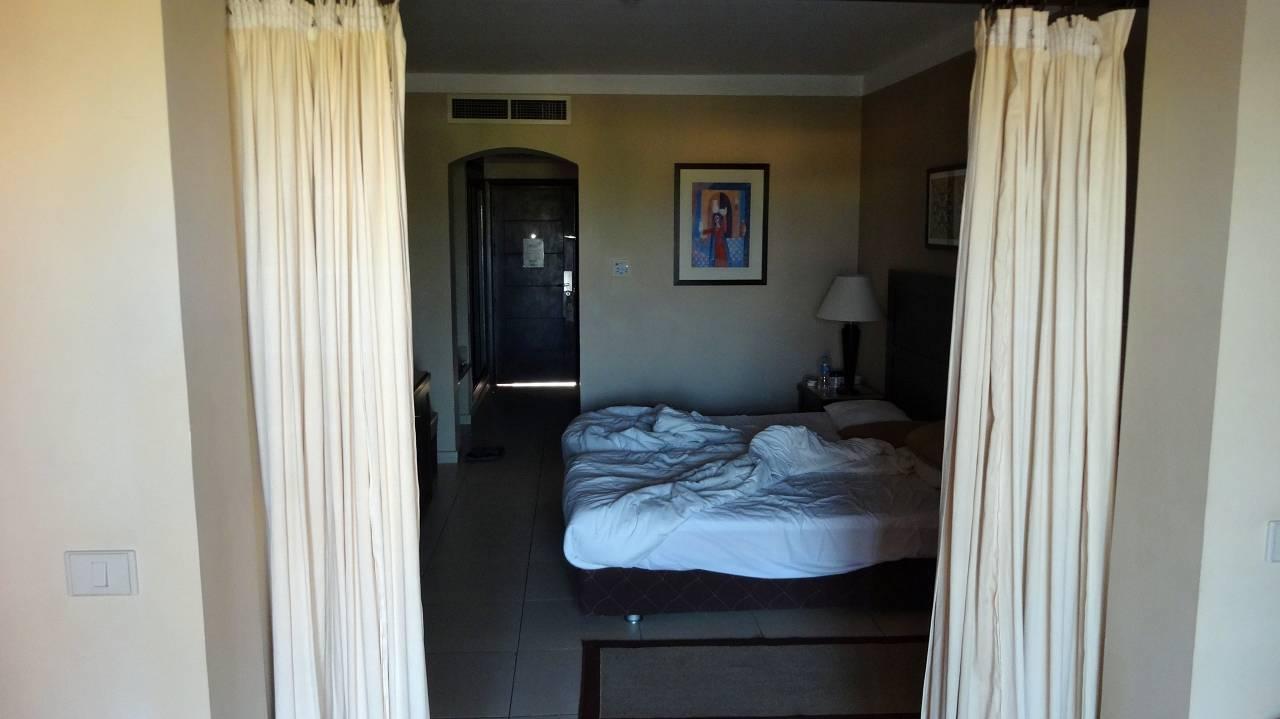 Zimmer vom Balkon aus Jaz Dar EL Madina