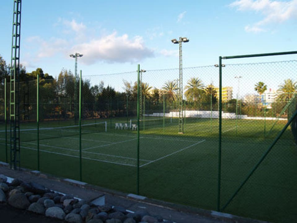 endlich der Tennisplatz! Bungalows Cordial Biarritz
