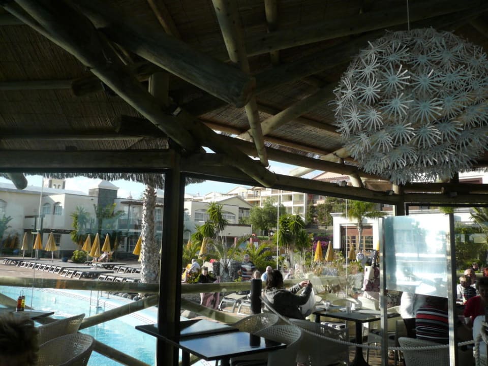 La Choza : bar de la piscina H10 Rubicón Horizons Collection