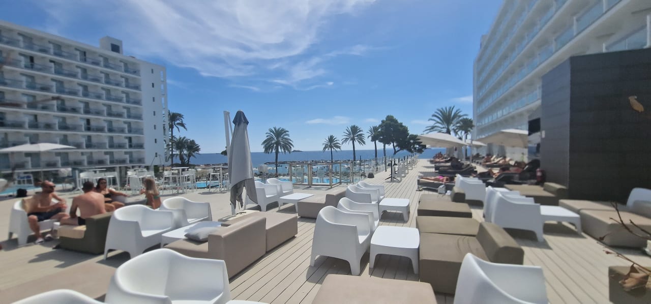 Ausblick The Ibiza Twiins