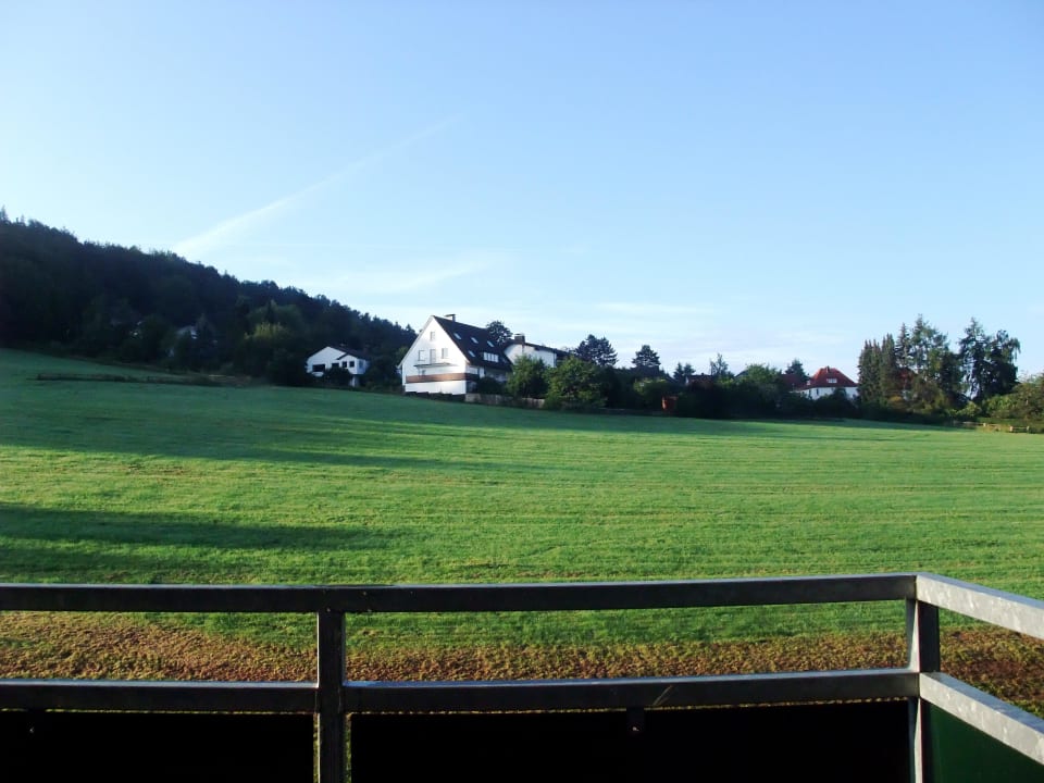 Blick vom sonnigen Balkon aus Haus am Kurpark