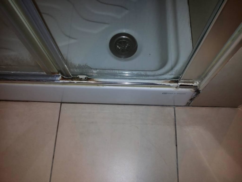 Unansehnliche Duschwanne Radisson Blu Hotel Milan