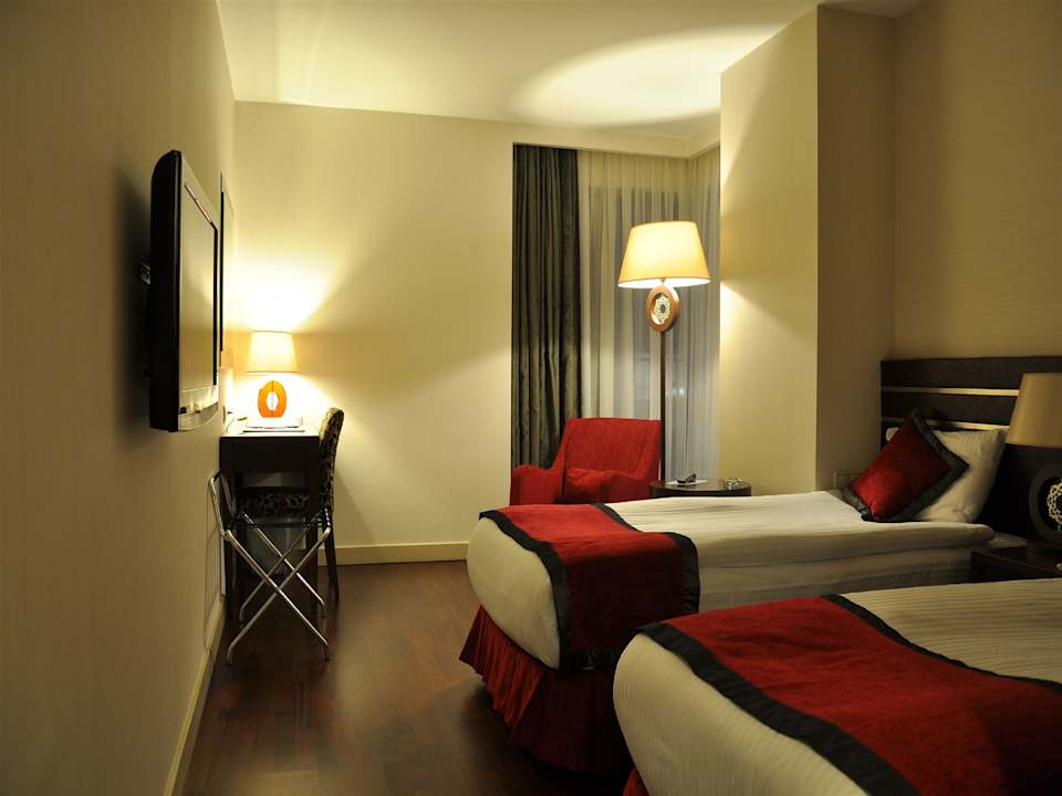 Zimmer Hotel Niza Park