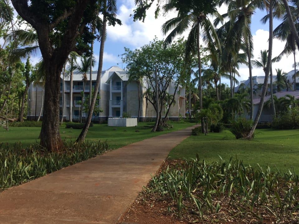 Außenansicht Wyndham Alltra Samana