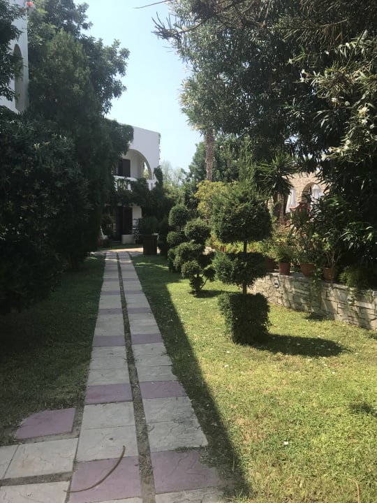 Gartenanlage Gaia Garden Hotel