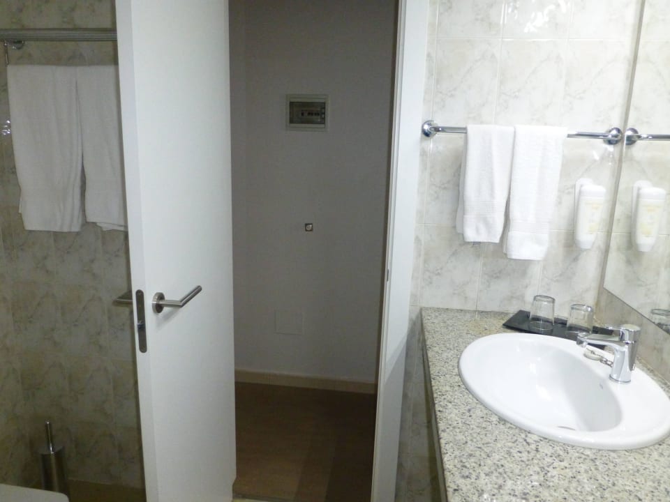 Bad Doppelzimmer Nr. 8 HL Sahara Playa