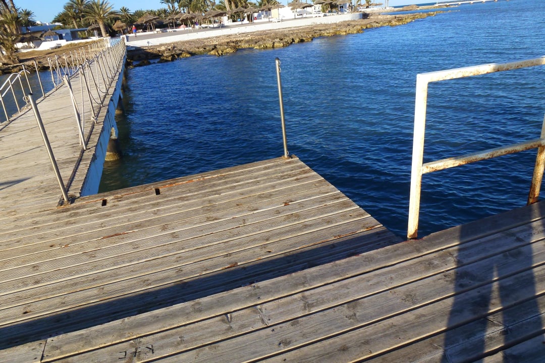 Steg-leider ohne Begrenzung (aufpassen!) Hotel El Mouradi Djerba Menzel