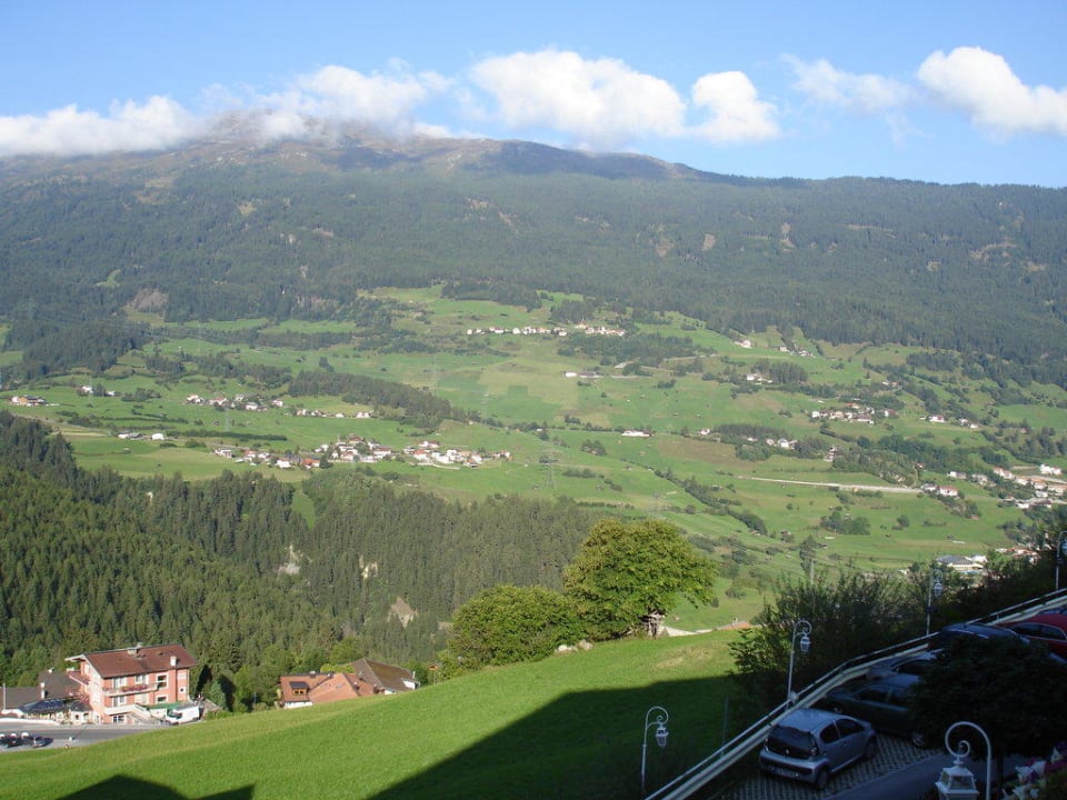 Blick aufs Pitztal vom Westbalkon Hotel Jerzner Hof