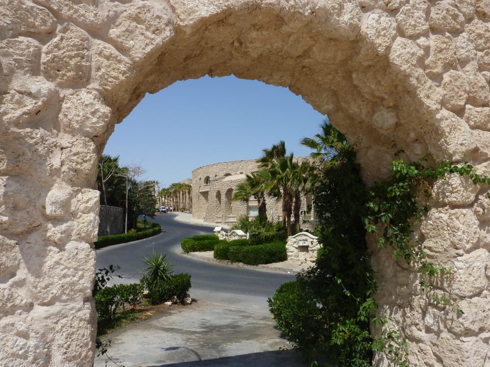 Ansprechende Aussenanlage Pickalbatros Citadel Resort