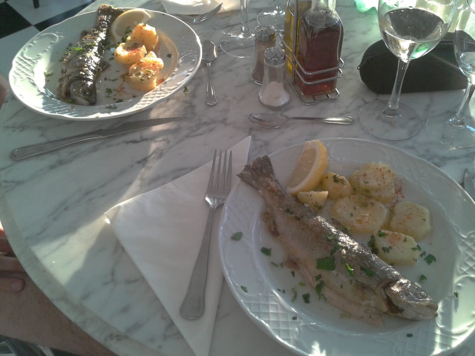 Hauptgericht bei Buchung von Halbpension Hotel Bahia