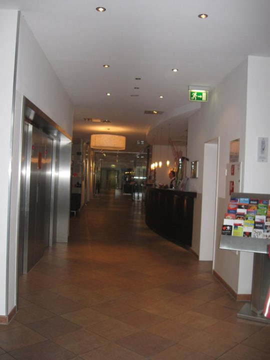 Eingangsbereich THE SCOTTY | Hotel Hamburg