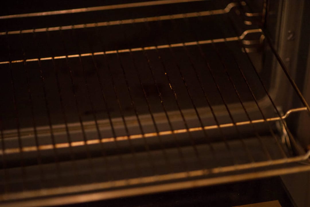 Dreckiger Backofen Les Authentics - Le Domaine d'Autrefois & Spa