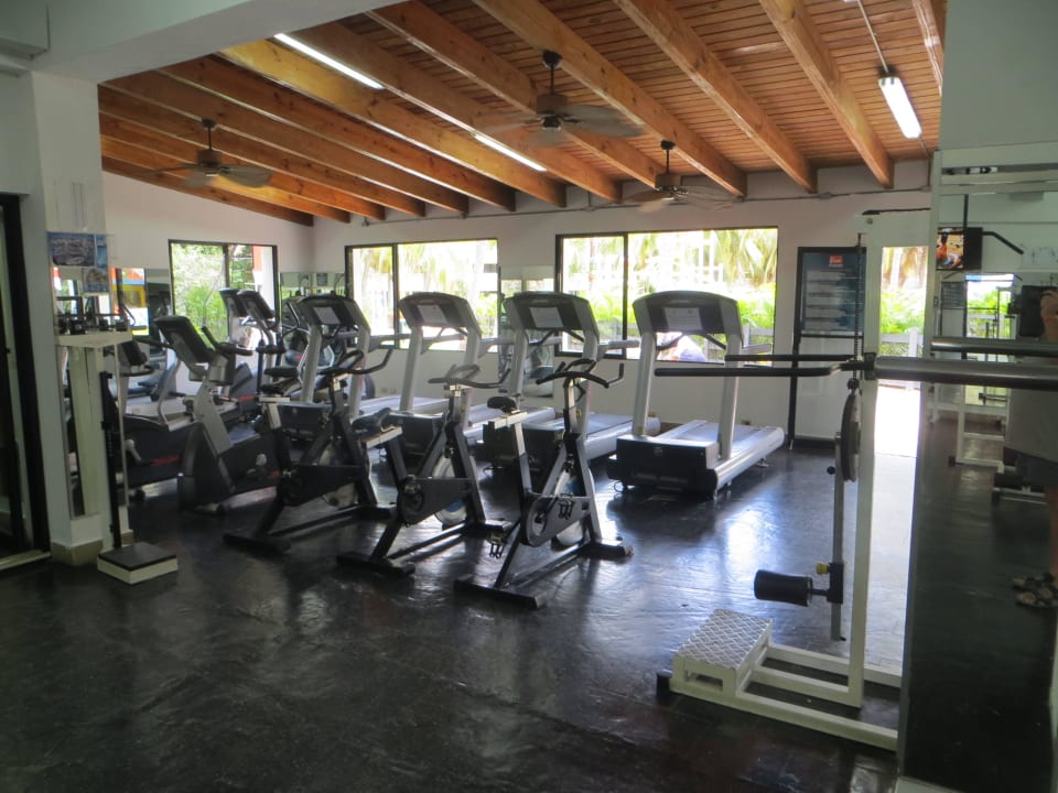 Wirklich toll eingerichtetes Fitness Center Hotel Viva Dominicus Beach by Wyndham - All Inclusive Resort