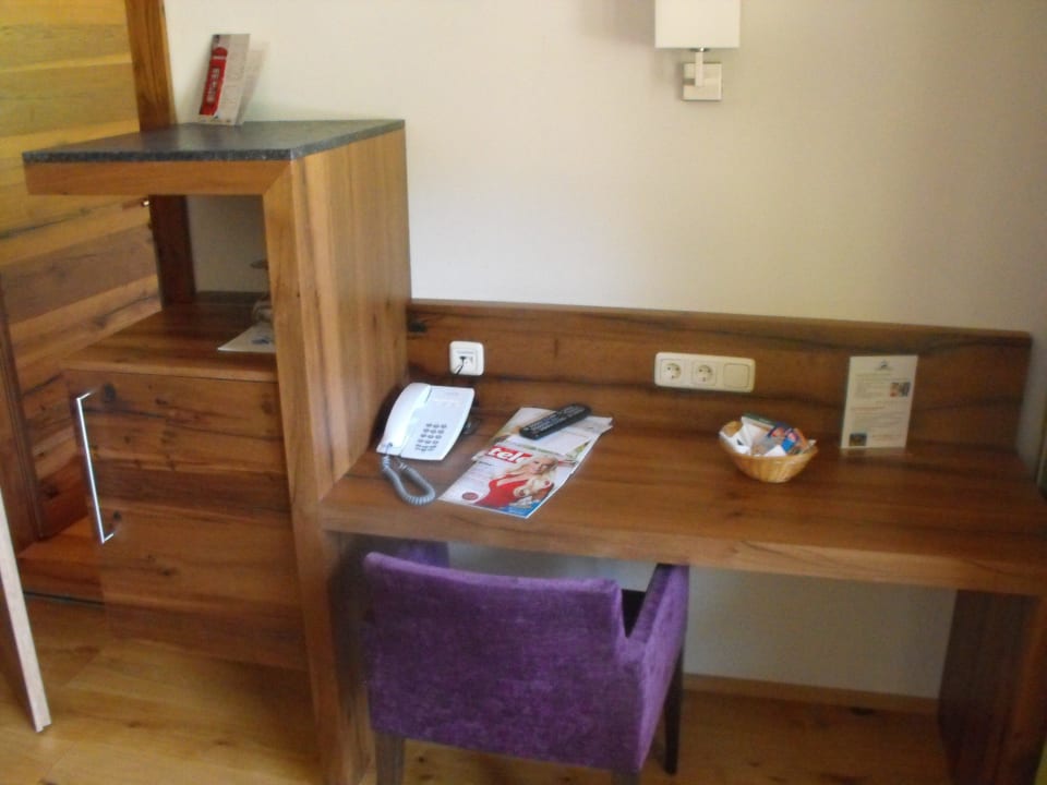 Sekretär mit Stuhl Hotel Tauernhof