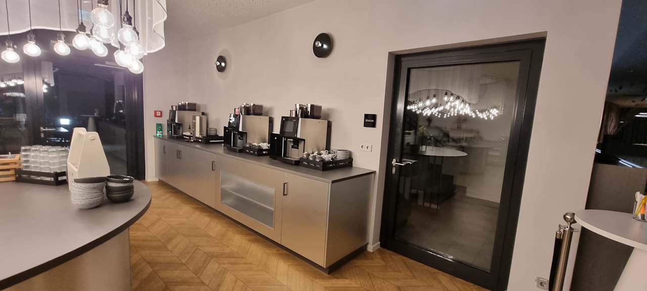 Gastro Holiday Inn - the niu, Star Sindelfingen